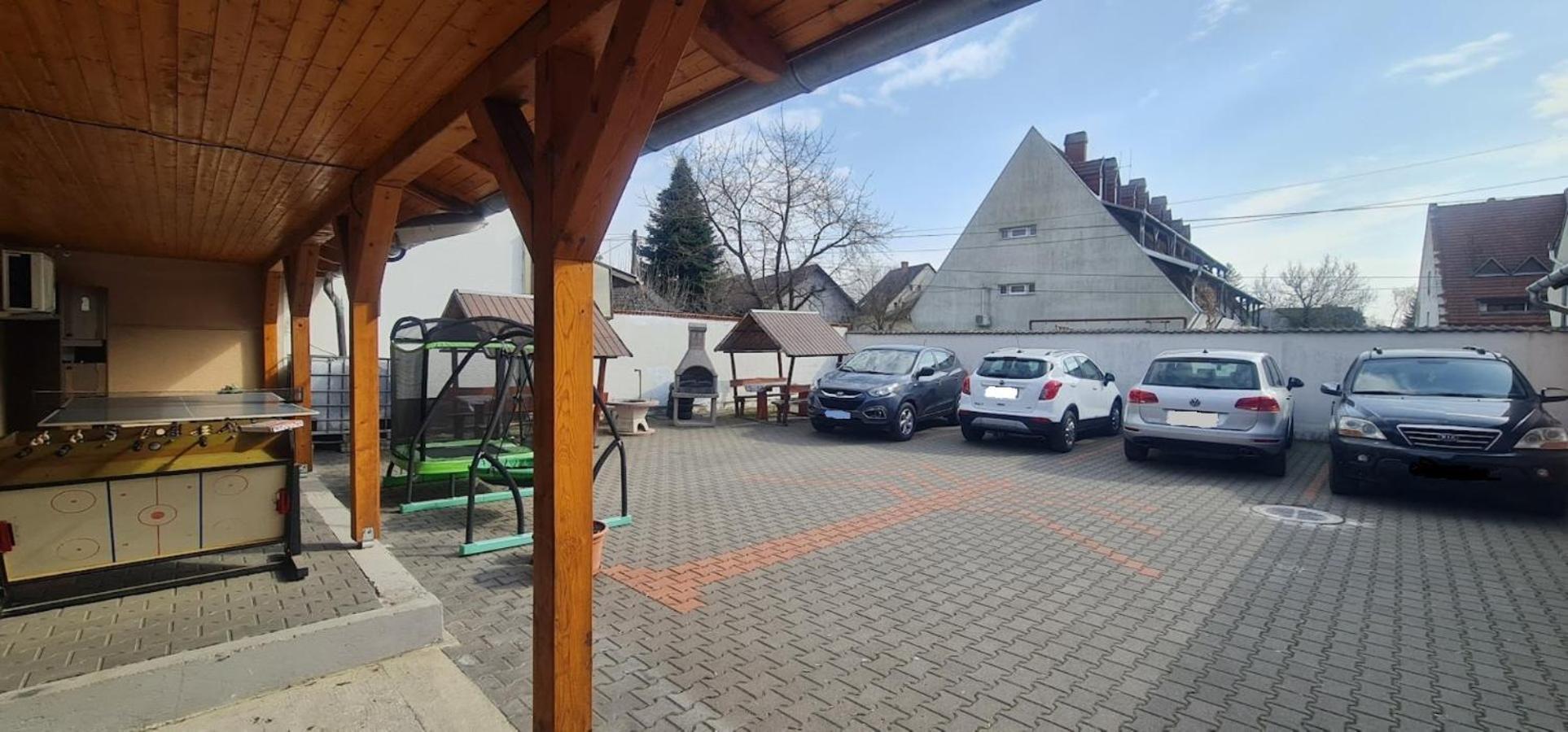 Oazis Apartman Harkany Exterior photo