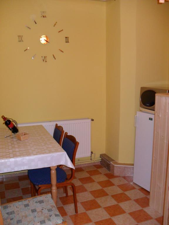 Oazis Apartman Harkany Exterior photo
